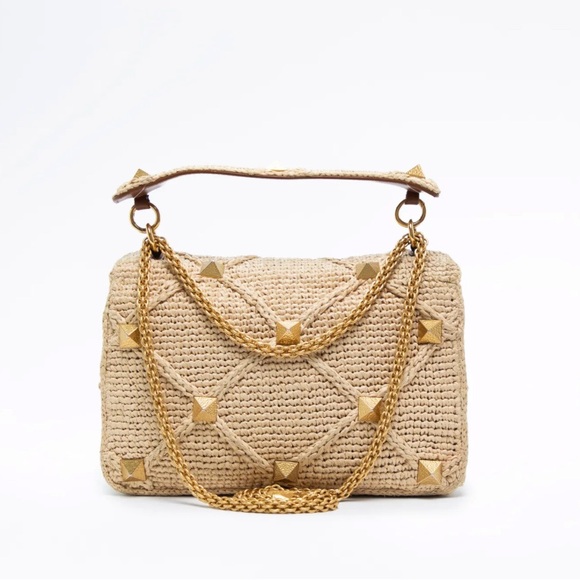 Valentino Raffia Large Roman Stud Shoulder Bag - Picture 15 of 16